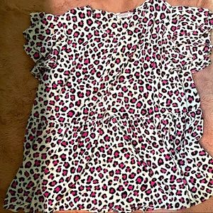 Cute Pink leopard print top!!